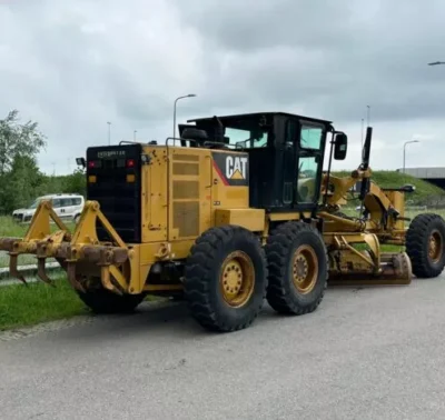 Motoniveladora CAT 120K